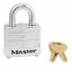 Cadenas de consignation Master Lock 3 de couleur blanche