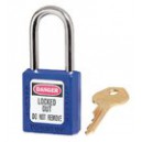 Cadenas de consignation Master Lock 410 de couleur bleue